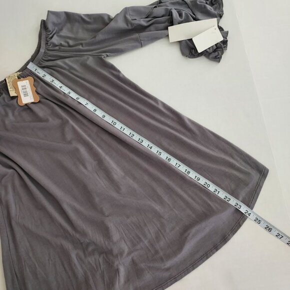 Camille & Co Off Shoulder Ruffle Sleeve Top NWT - Picture 2 of 9